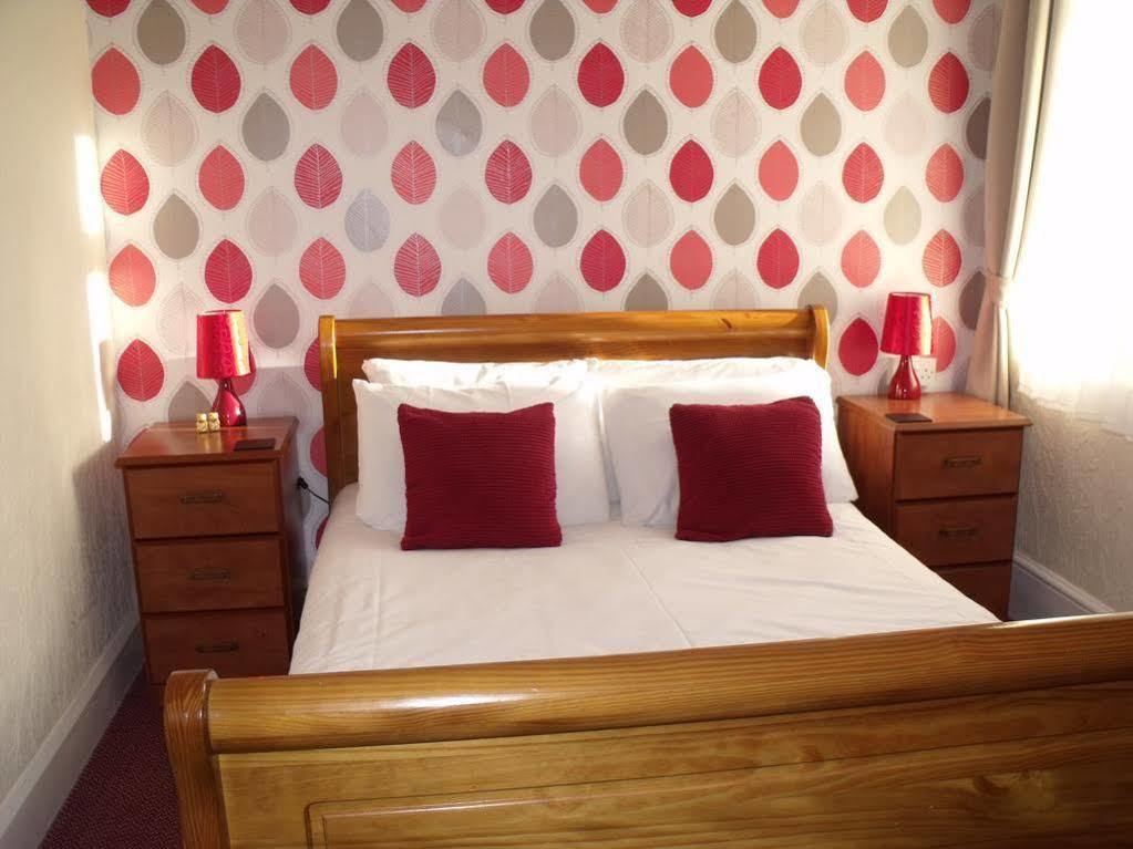 Bed & Breakfast Benson - Small Families & Couples Only