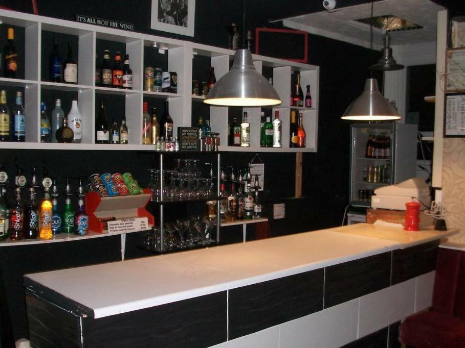 Bed & Breakfast Benson - Small Families & Couples Only 3*